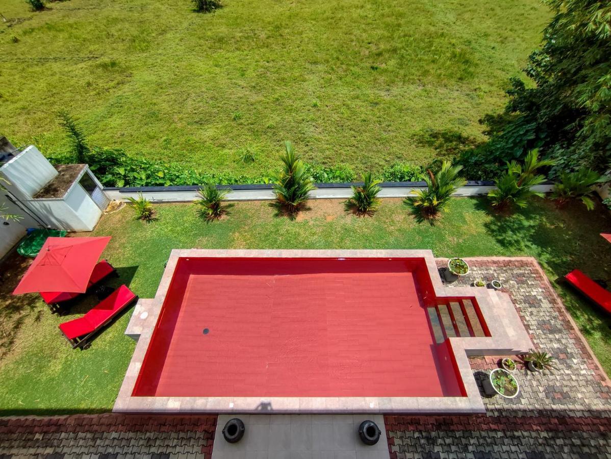 Villa Red Pool Hikkaduwa Eksteriør billede